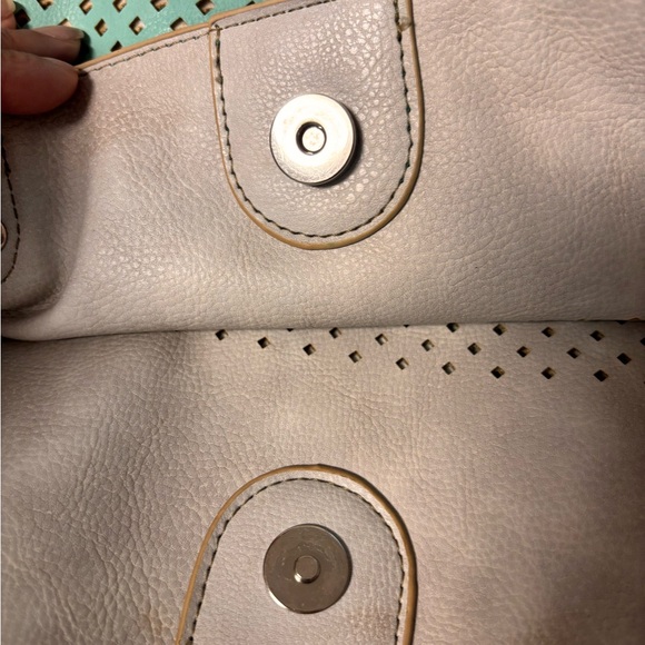 CARLOS by CARLOS Santana Mila Tote - Picture 7 of 17